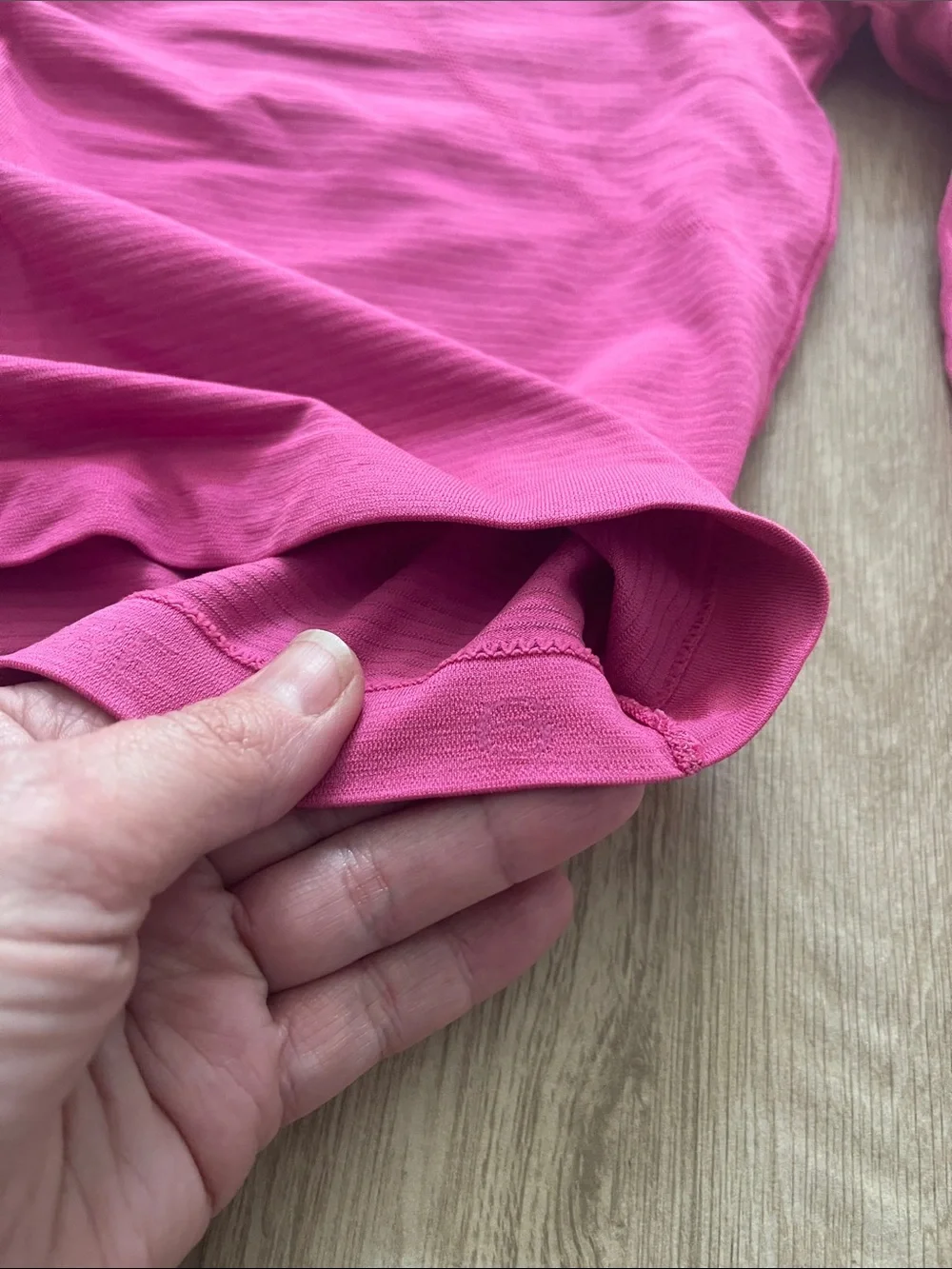 Lululemon Swiftly Tech cropped Long Sleeve Shirt 2.0 Sonic Pink Sz 6